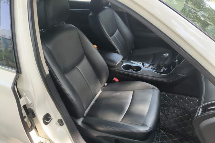 Used Infiniti Q50L 2022 2.0T Comfort Edition Right Front Seat