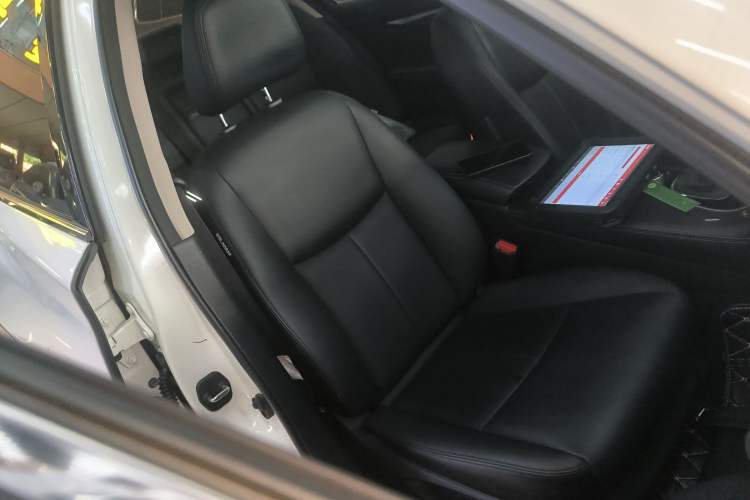 Used Infiniti Q50L 2022 2.0T Comfort Edition Right Front Seat
