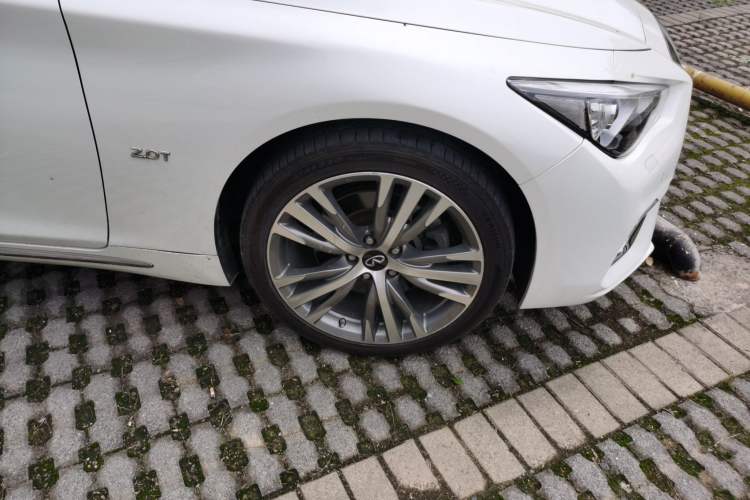 Used Infiniti Q50L 2022 2.0T Enjoyment Edition Right Front Wheel Hub