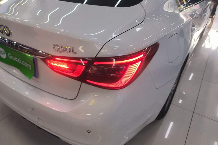 Used Infiniti Q50L 2022 2.0T Comfort Edition Right Rear Taillight
