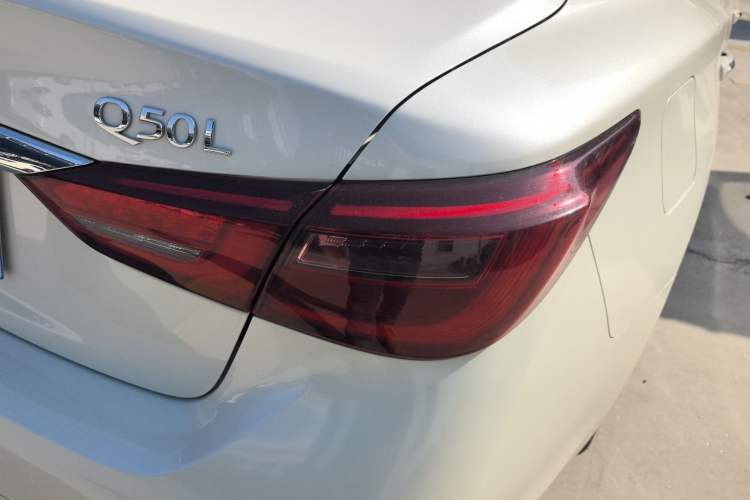 Used Infiniti Q50L 2022 2.0T Comfort Edition Right Rear Taillight