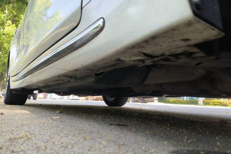 Used Infiniti Q50L 2022 2.0T Comfort Edition Right Side Sill
