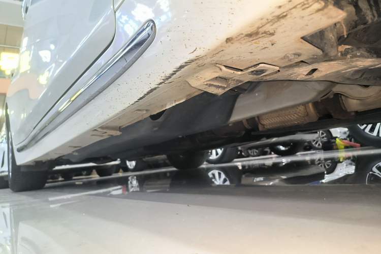 Used Infiniti Q50L 2022 2.0T Comfort Edition Right Side Sill