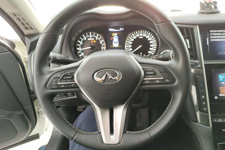 Used Infiniti Q50L 2022 2.0T Comfort Edition Steering Wheel