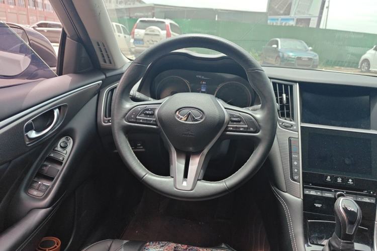 Used Infiniti Q50L 2022 2.0T Enjoyment Edition Steering Wheel