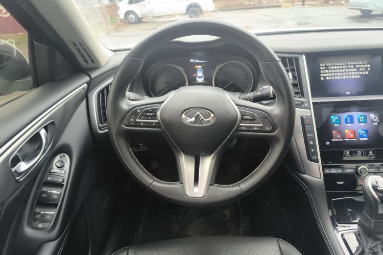 Used Infiniti Q50L 2022 2.0T Enjoyment Edition Steering Wheel