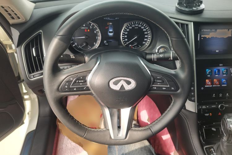 Used Infiniti Q50L 2022 2.0T Enjoyment Edition Steering Wheel