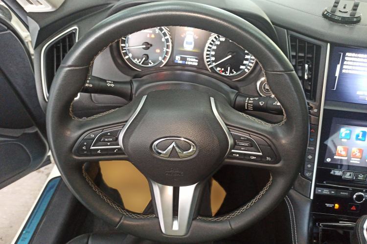 Used Infiniti Q50L 2022 2.0T Comfort Edition Steering Wheel