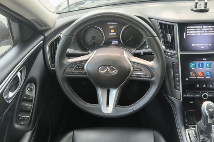 Used Infiniti Q50L 2022 2.0T Comfort Edition Steering Wheel
