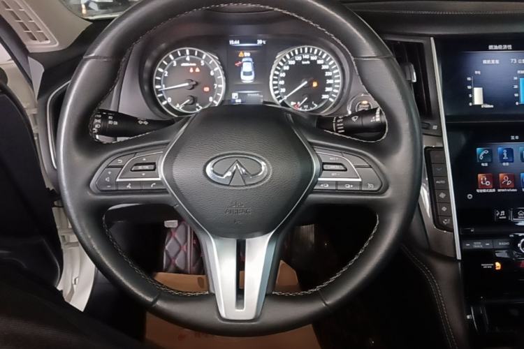 Used Infiniti Q50L 2022 2.0T Comfort Edition Steering Wheel