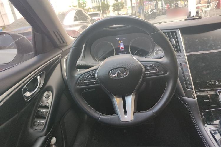 Used Infiniti Q50L 2022 2.0T Comfort Edition Steering Wheel