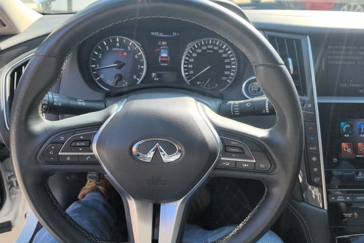 Used Infiniti Q50L 2022 2.0T Comfort Edition Steering Wheel