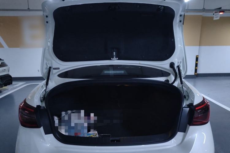 Used Infiniti Q50L 2022 2.0T WAVE Edition Trunk