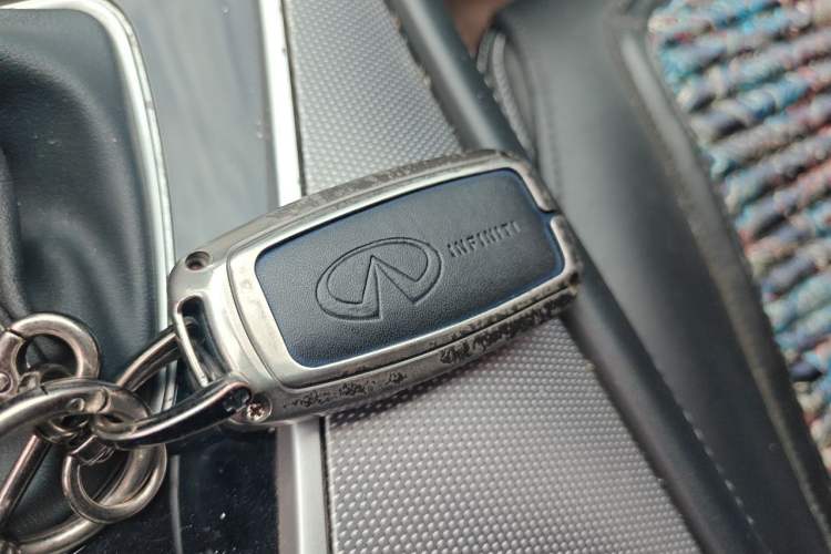 Used Infiniti Q50L 2022 2.0T Enjoyment Edition Vehicle Key