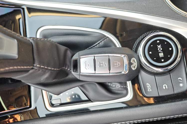 Used Infiniti Q50L 2022 2.0T Comfort Edition Vehicle Key