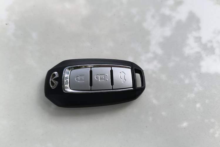 Used Infiniti Q50L 2022 2.0T Comfort Edition Vehicle Key