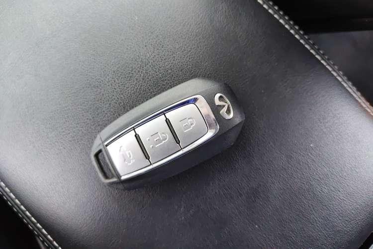 Used Infiniti Q50L 2022 2.0T Comfort Edition Vehicle Key