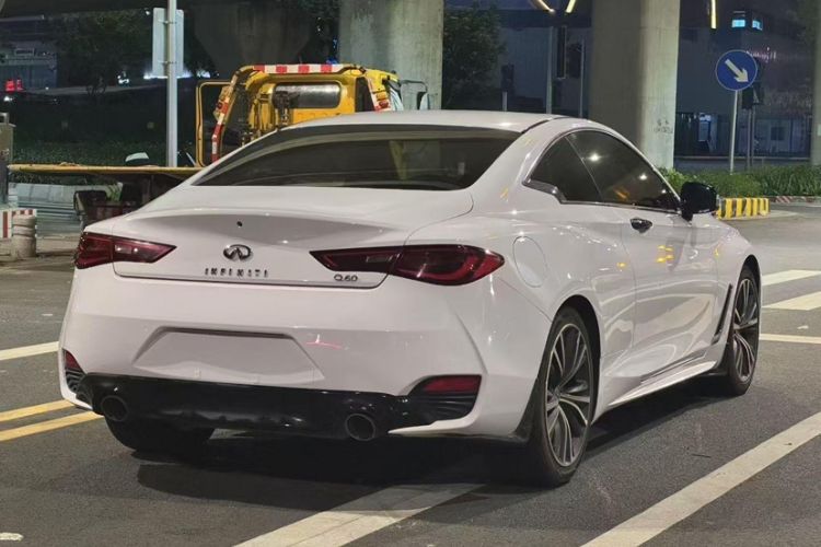 Used Infiniti Q60 2019 2.0T Luxury Edition Exterior 2