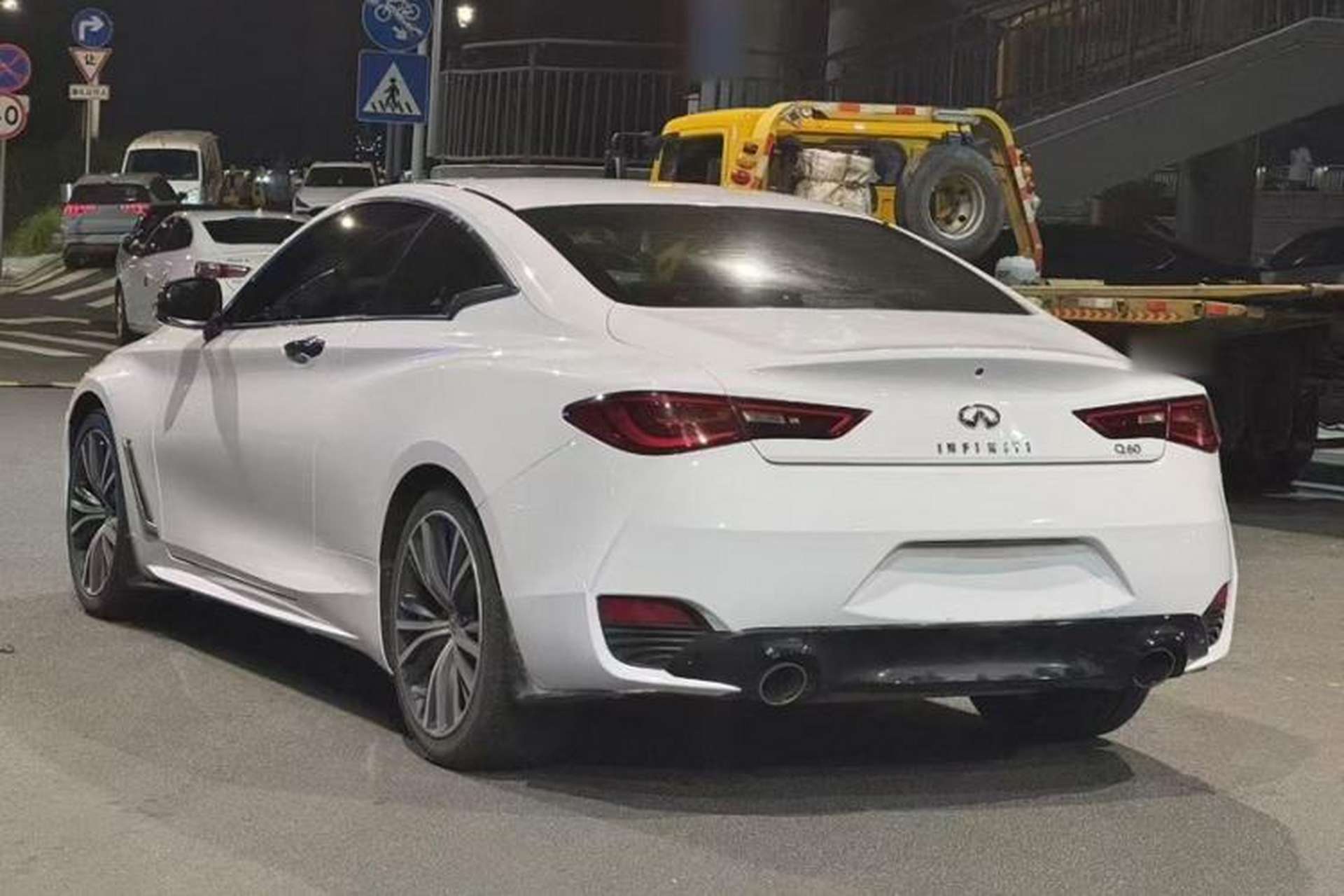 Used Infiniti Q60 2019 2.0T Luxury Edition Exterior 5