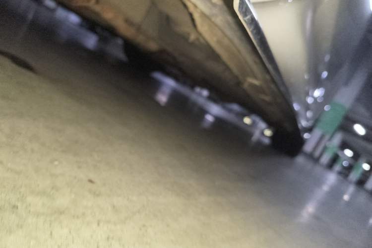 Used Infiniti Q60 2013 3.7L Chassis Front Left