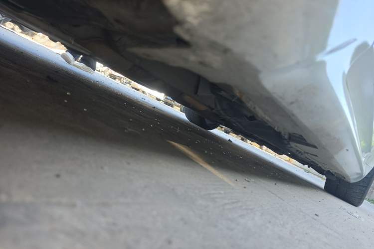 Used Infiniti Q60 2013 3.7L Chassis Front Left