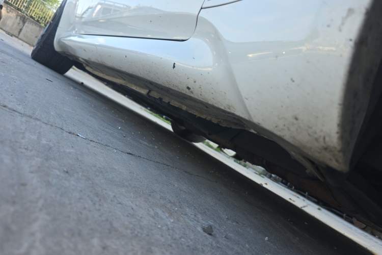 Used Infiniti Q60 2013 3.7L Chassis Front Right