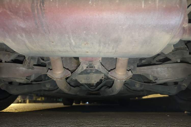 Used Infiniti Q60 2013 3.7L Chassis Rear