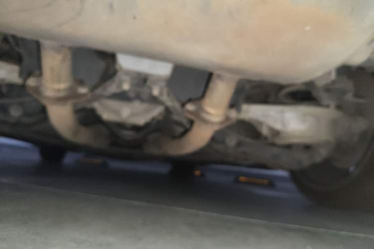 Used Infiniti Q60 2013 3.7L Chassis Rear