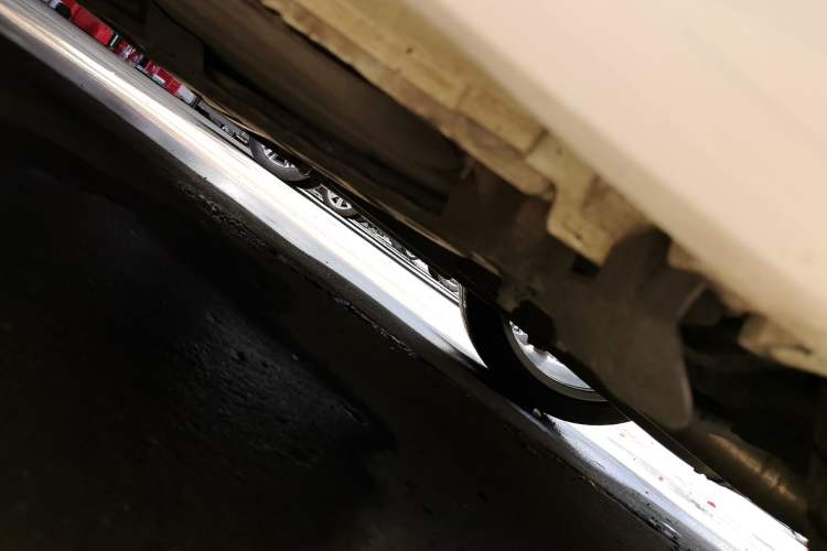 Used Infiniti Q60 2013 3.7L Chassis Rear Left