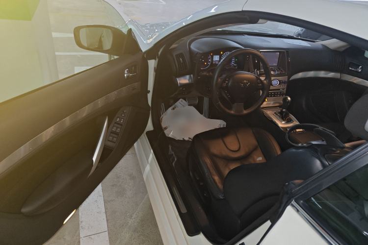 Used Infiniti Q60 2013 3.7L Driver Seat