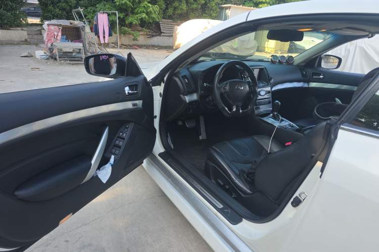 Used Infiniti Q60 2013 3.7L Driver Seat