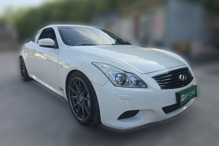 Used Infiniti Q60 2013 3.7L Front Right 45 Deg