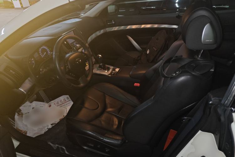 Used Infiniti Q60 2013 3.7L Left Front Seat