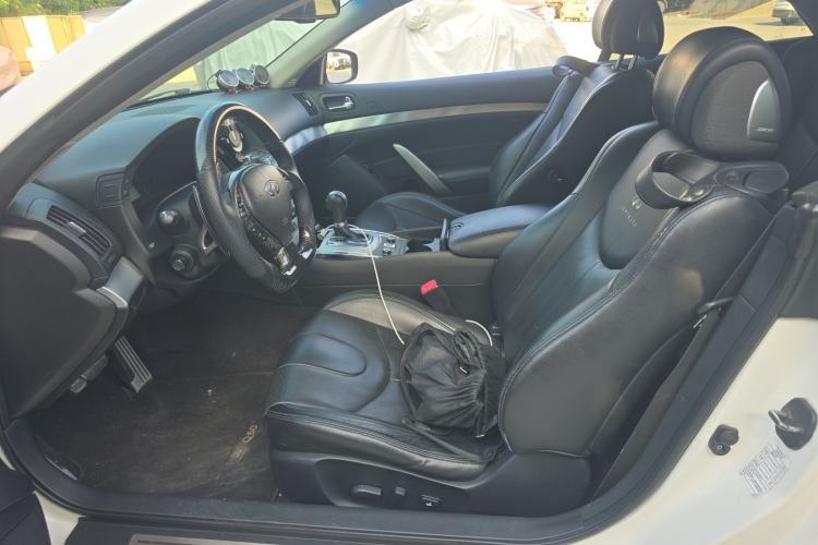 Used Infiniti Q60 2013 3.7L Left Front Seat