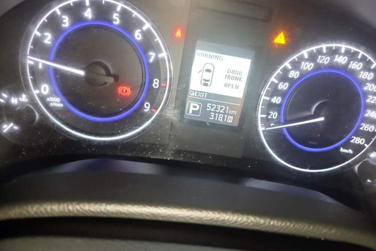 Used Infiniti Q60 2013 3.7L Odometer Close Up