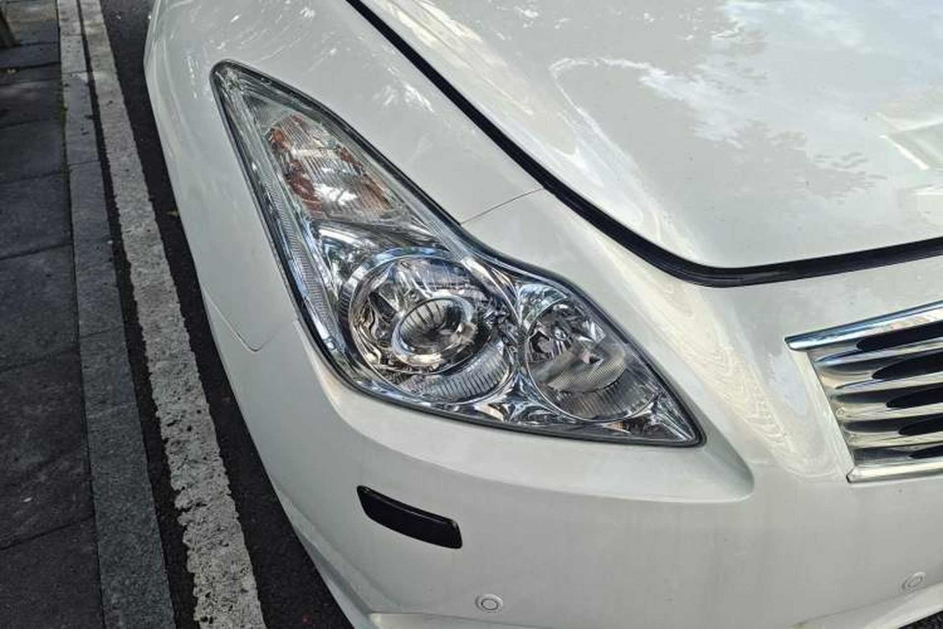 Used Infiniti Q60 2013 3.7L Right Front Headlight