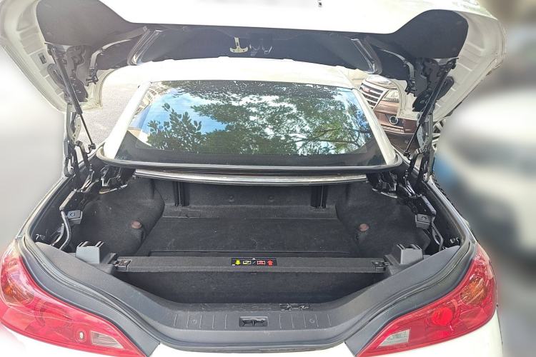 Used Infiniti Q60 2013 3.7L Trunk
