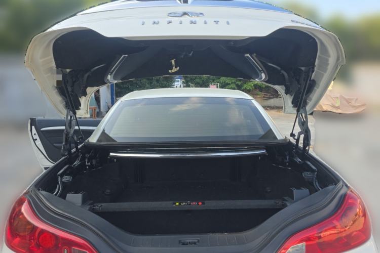 Used Infiniti Q60 2013 3.7L Trunk