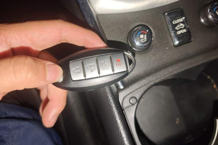 Used Infiniti Q60 2013 3.7L Vehicle Key