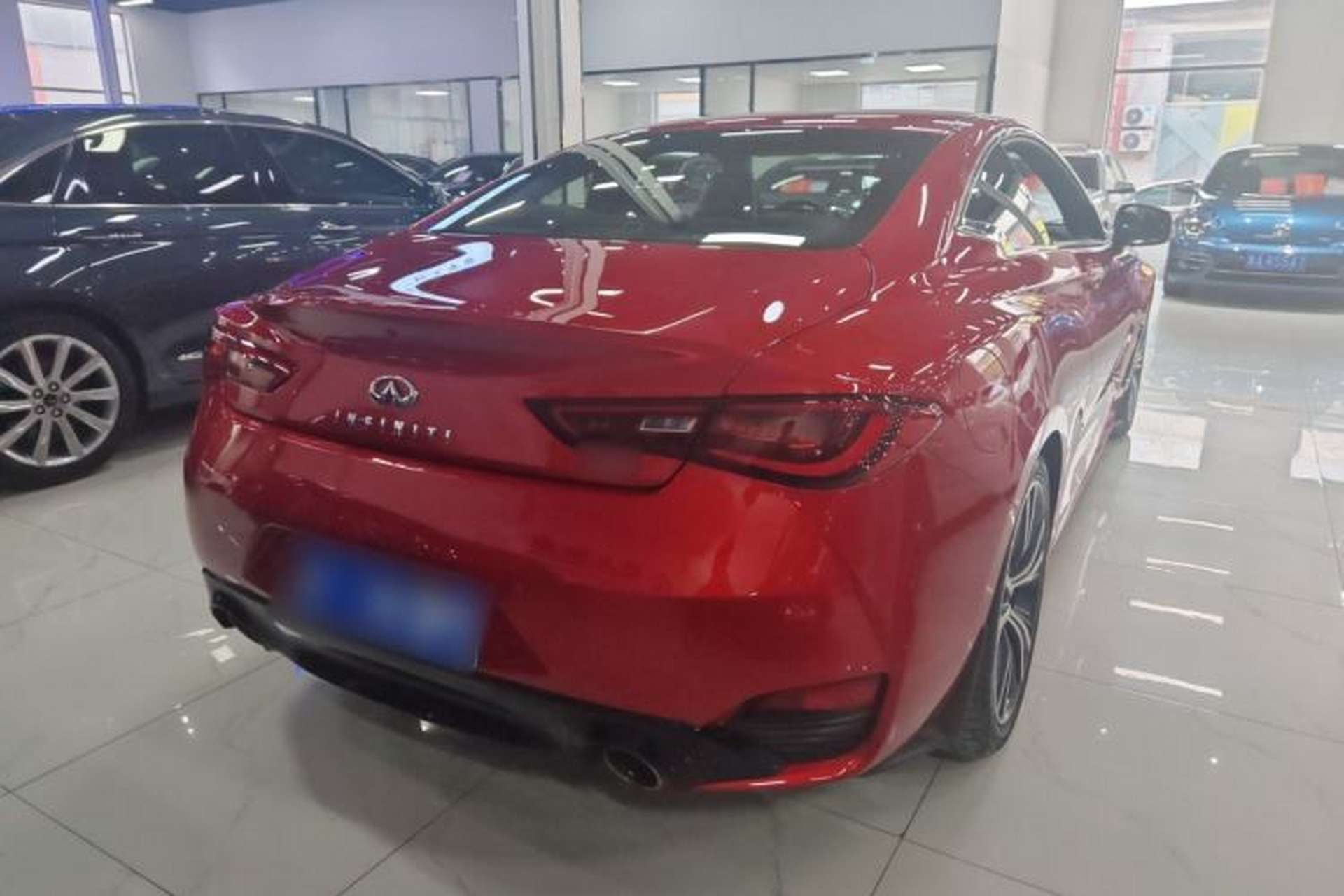 Used Infiniti Q60 2017 2.0T Luxury Edition Exterior 2