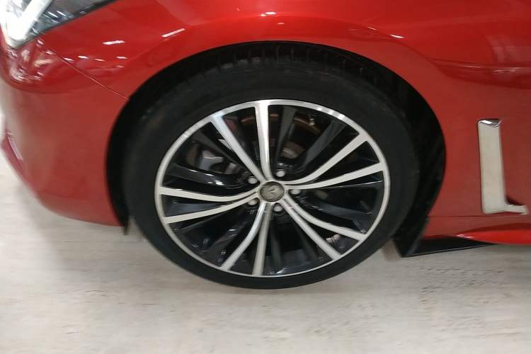 Used Infiniti Q60 2017 2.0T Luxury Edition Exterior 7