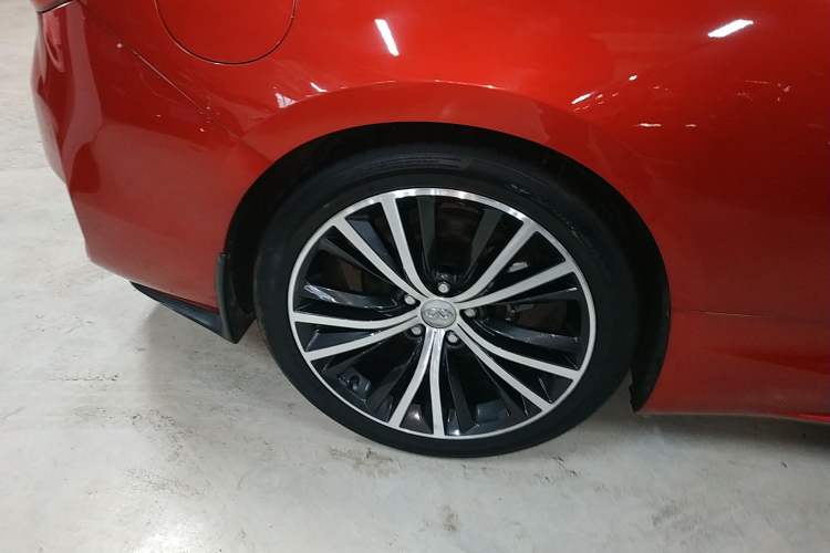 Used Infiniti Q60 2017 2.0T Luxury Edition Exterior 8
