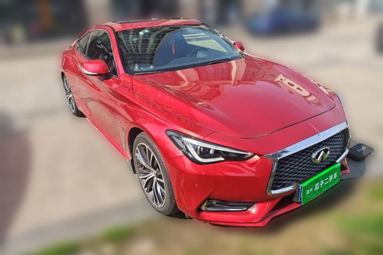 Used Infiniti Q60 2017 2.0T Luxury Edition Front Right 45 Deg