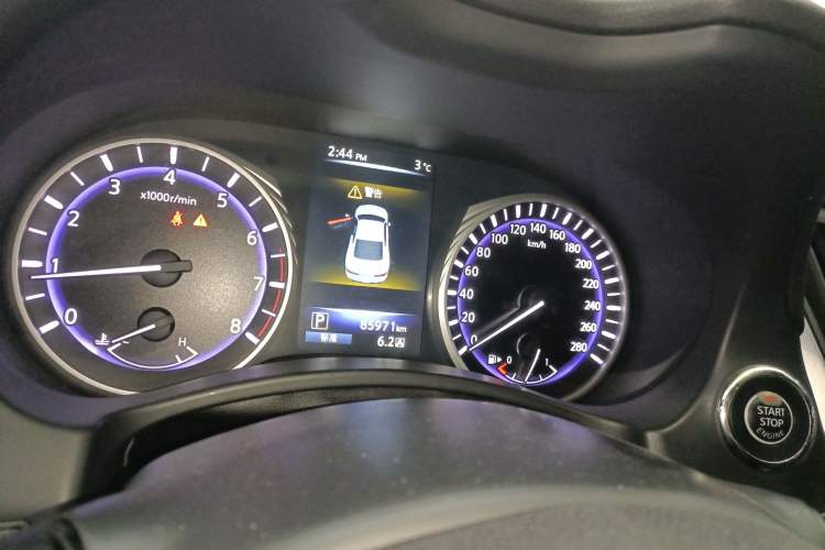 Used Infiniti Q60 2017 2.0T Luxury Edition Instrument Cluster