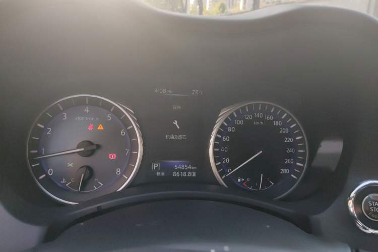 Used Infiniti Q60 2017 2.0T Luxury Edition Instrument Cluster