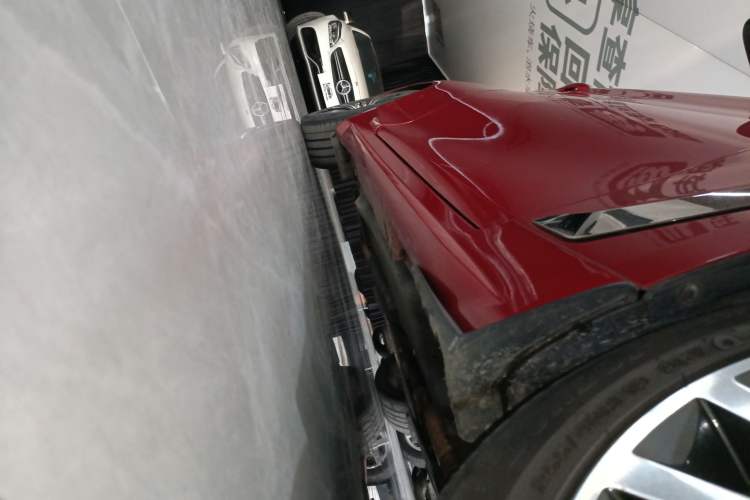 Used Infiniti Q60 2017 2.0T Luxury Edition Right Side Sill