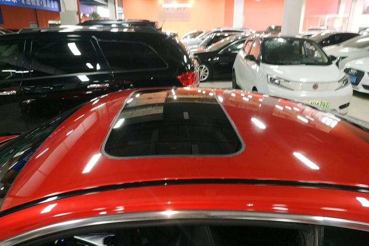 Used Infiniti Q60 2017 2.0T Luxury Edition Roof