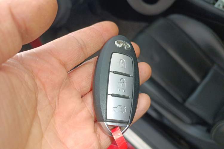 Used Infiniti Q60 2017 2.0T Luxury Edition Vehicle Key