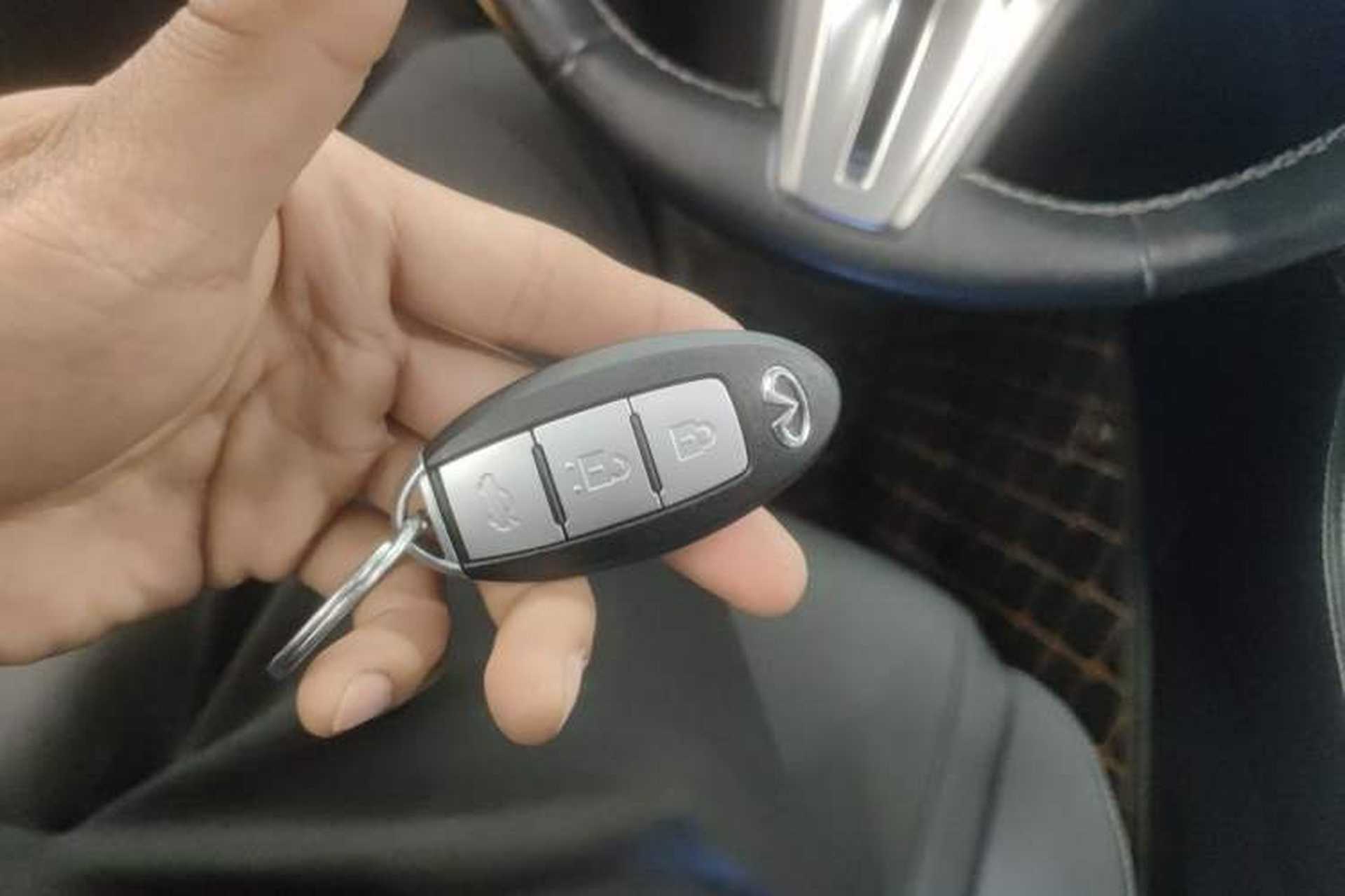 Used Infiniti Q60 2017 2.0T Luxury Edition Vehicle Key