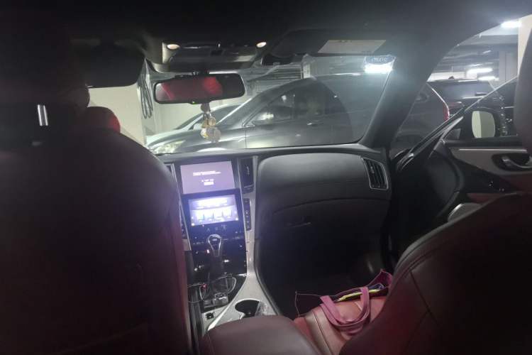 Used Infiniti Q60 2019 S 2.0T Luxury Sport Edition Headliner